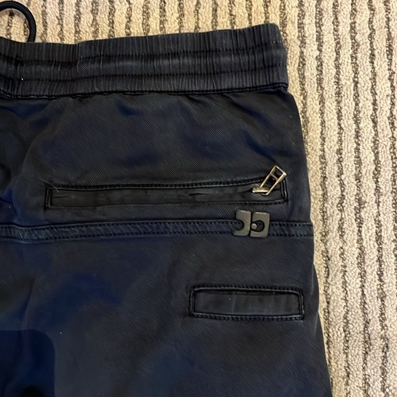Joe’s drawstring soft cargo pants. - Picture 5 of 5